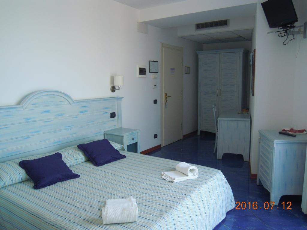 Blue Moon Hotel Pantelleria Exteriér fotografie
