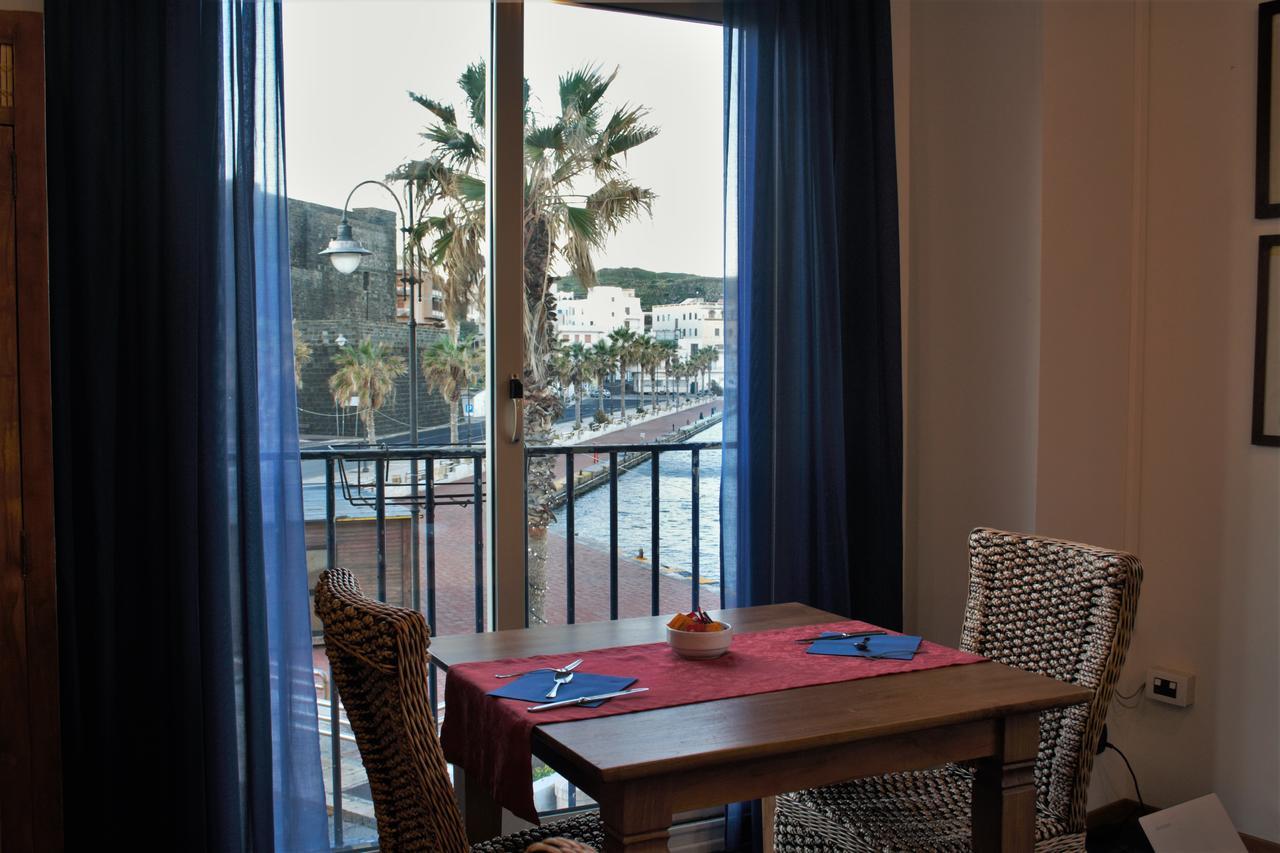 Blue Moon Hotel Pantelleria Exteriér fotografie